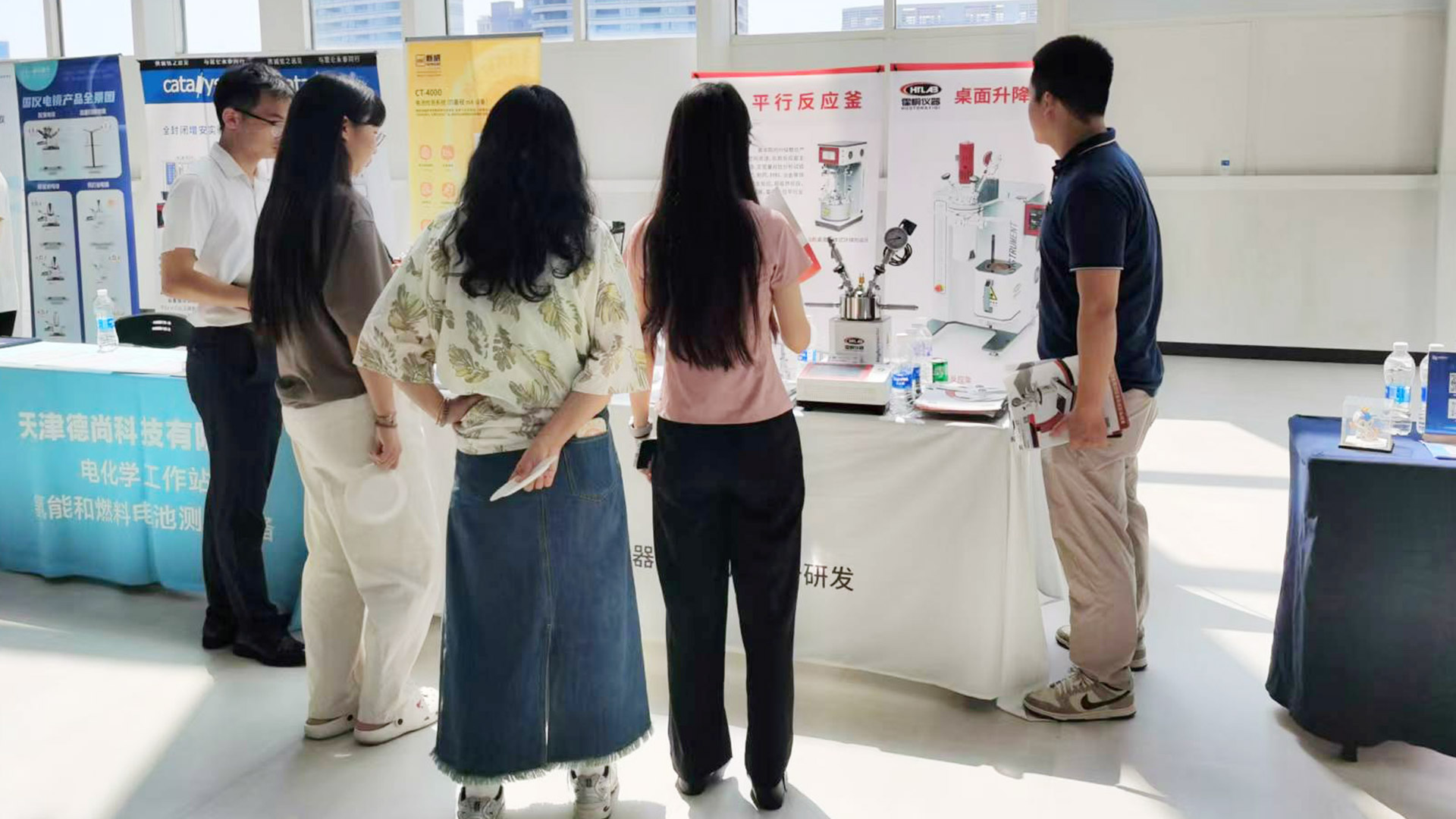 霍桐儀器參加 &ldquo;第十六屆全球華人化工學(xué)者研討會(huì)&rdquo;,實(shí)驗(yàn)室反應(yīng)釜受青睞！新聞主圖